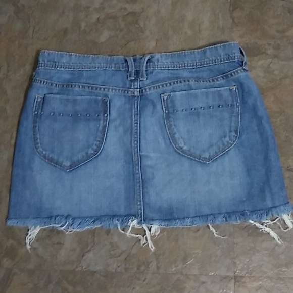 Old Navy Jean Skirt Juniors Size 8 - Picture 2 of 5
